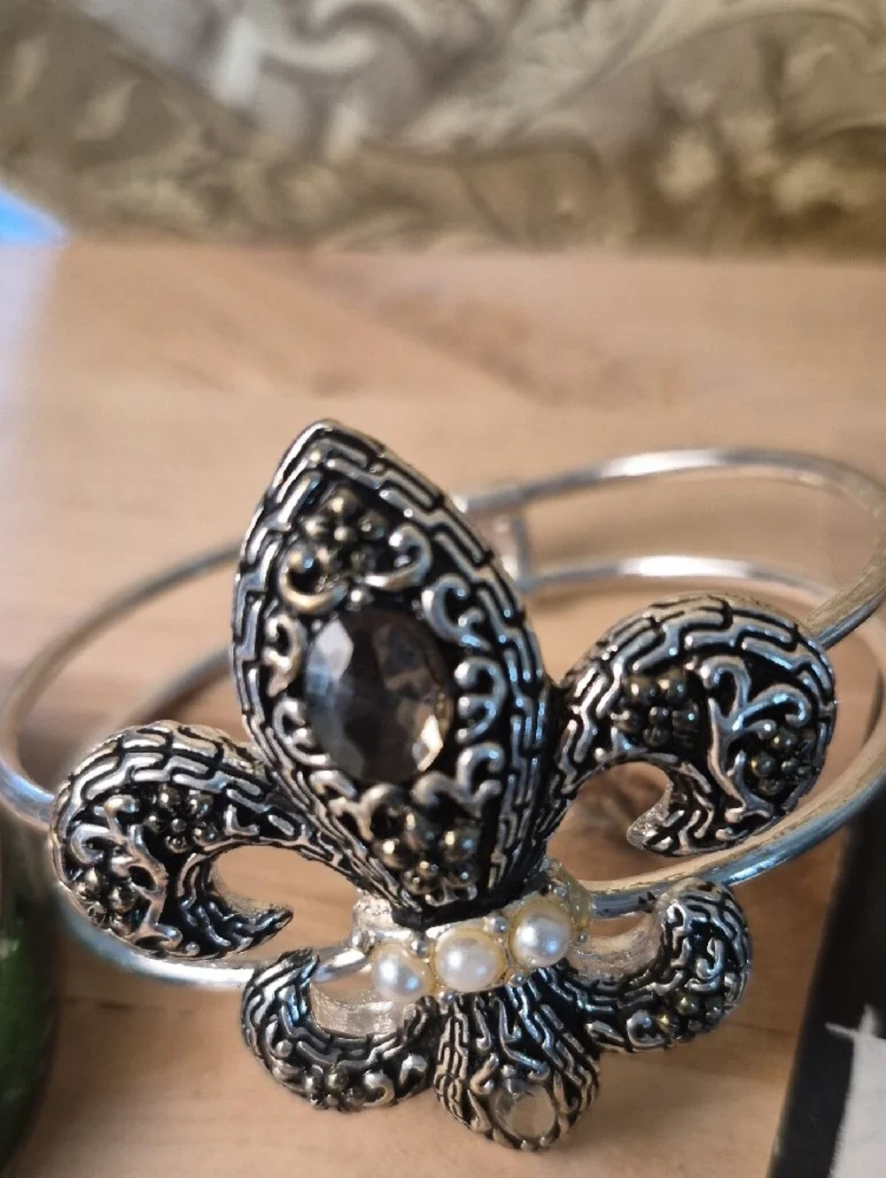 Provence Pearl Black Beaded Bracelet -Fleur De Le Bracelet